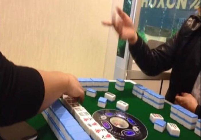 4分钟讲解!麻将机胡牌神器九牌(手机控牌器是真的)